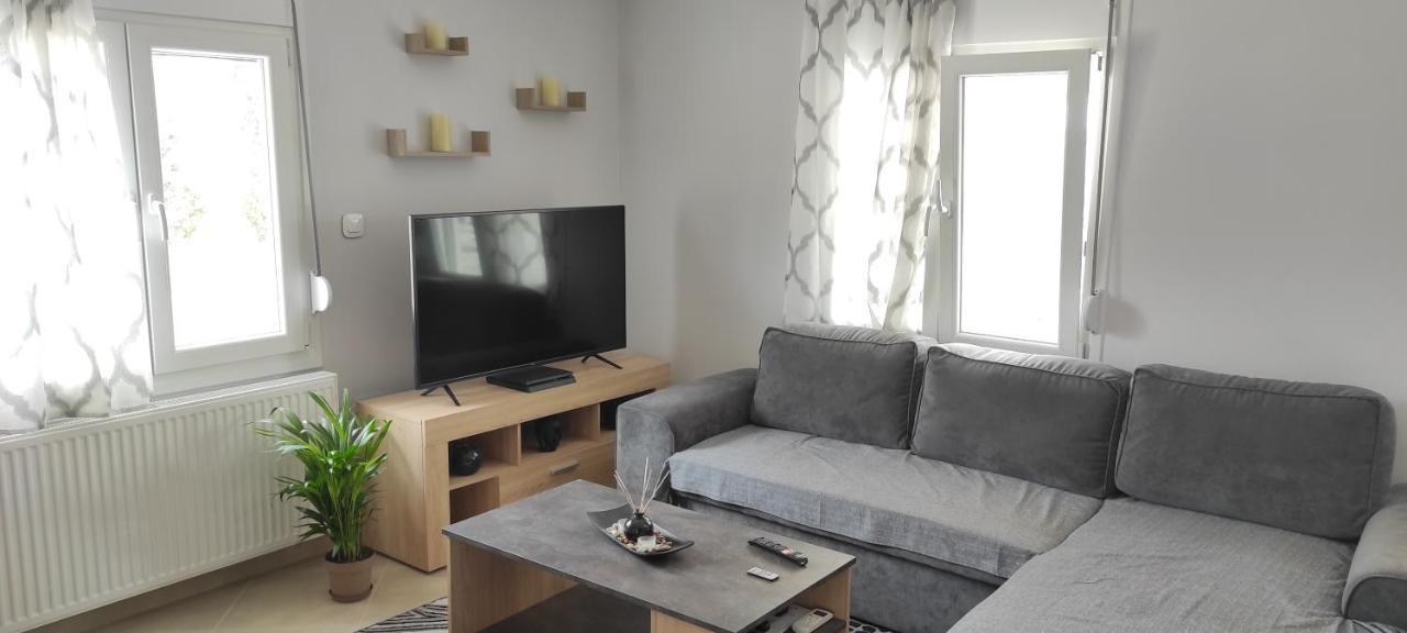 Spiros - Full Renovated House 2022 Apartment Mármaron Exterior foto